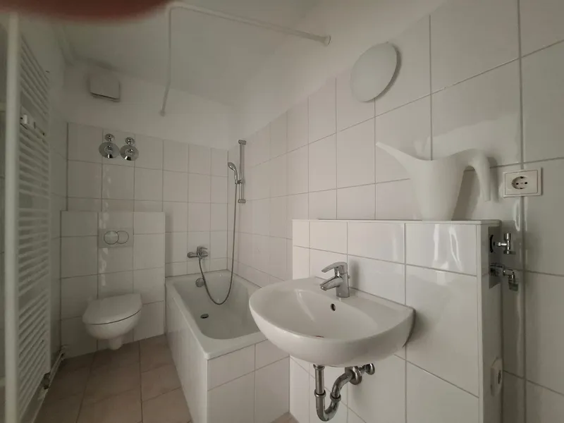 Einkommensorientierte Miete – 3-Person-Haushalt mit WBS-Berechtigung gesucht — photo 1